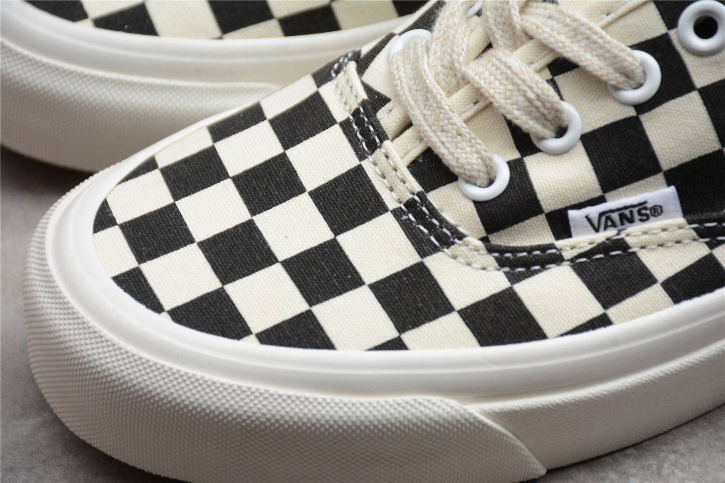 万斯安娜海姆 vans authentic eco theory 生态环保黑白棋盘格帆布鞋