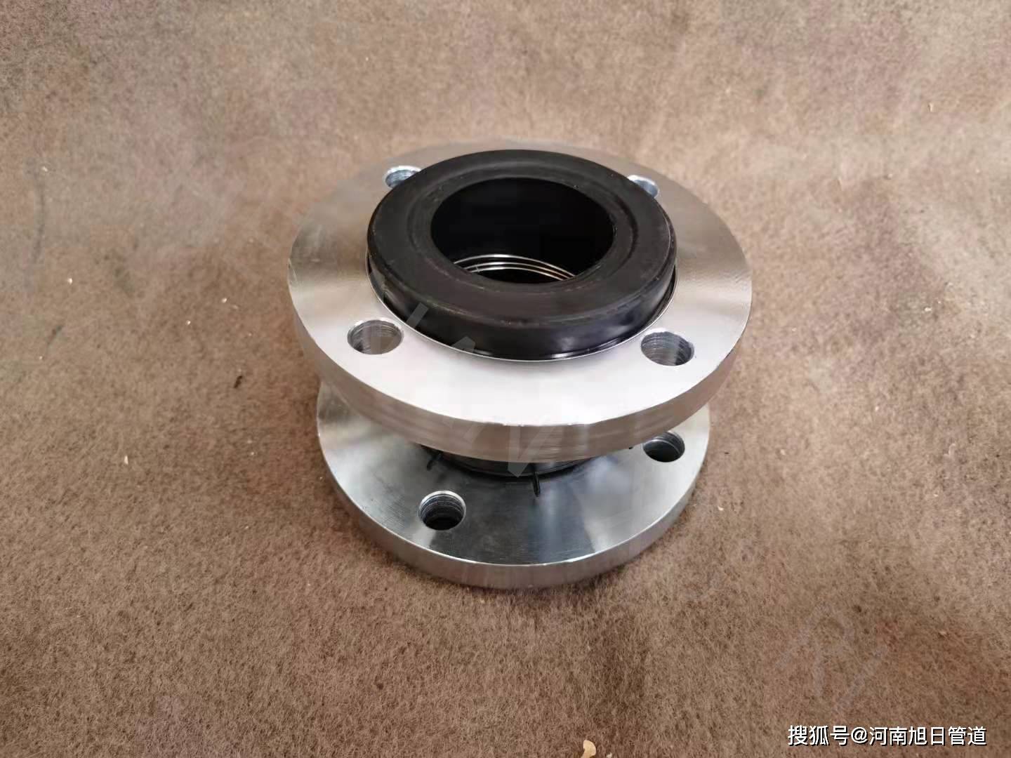 翻遍橡胶软接头在负压管道下需要注意什么