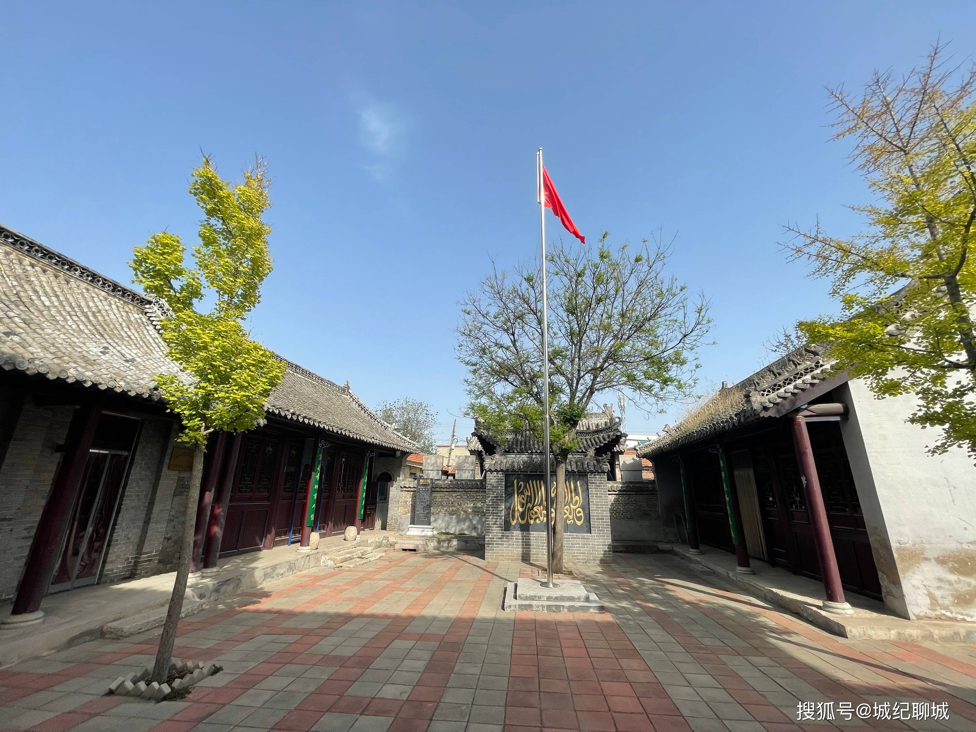 聊城大小礼拜寺街历史文化街区"阅六百年沧桑,最终涅盘重生"的