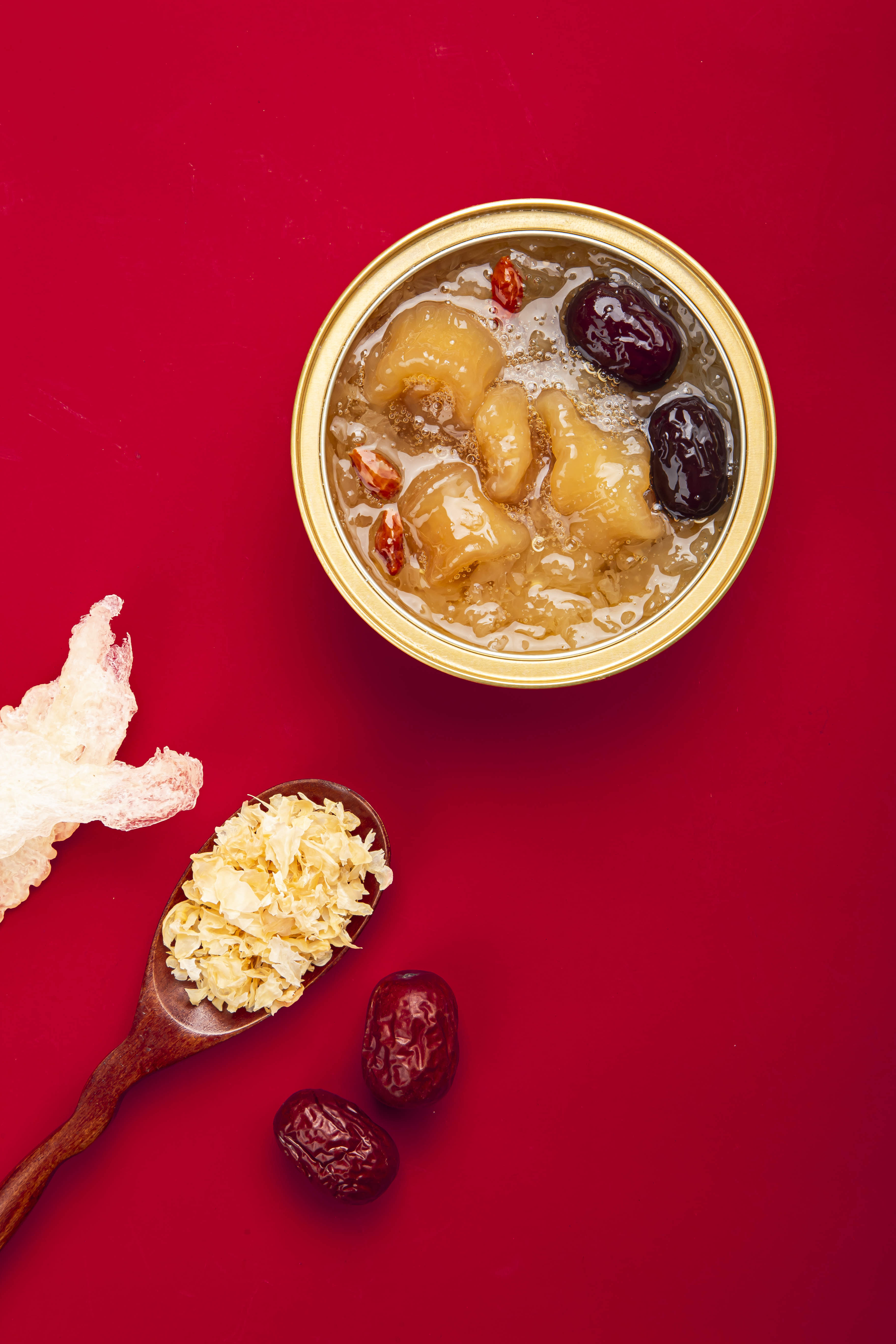 初心所致,以较"甄"态度,做好芈燕品质鲜炖即食花胶