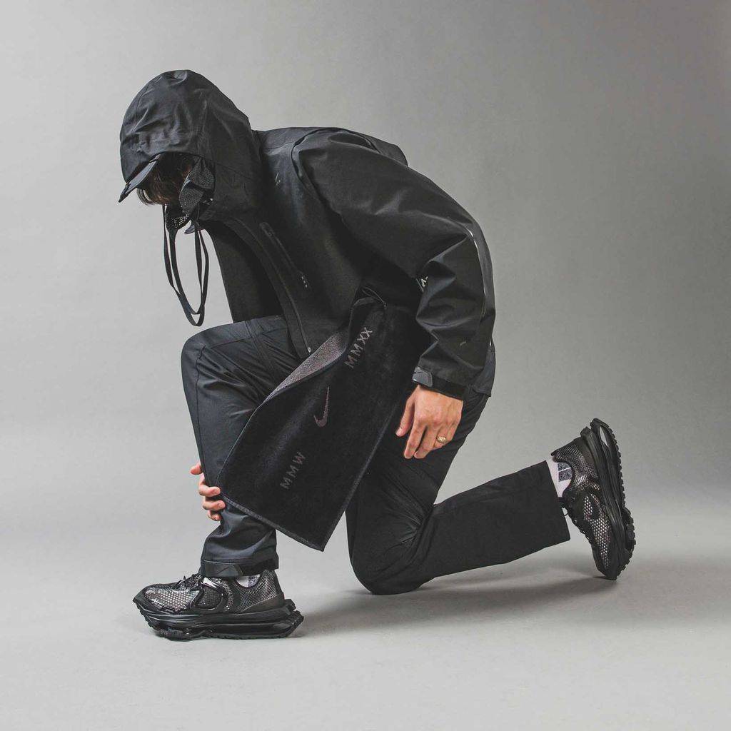 科技|Matthew M. Williams/MMW x Nike Zoom 004 坦克厚底跑步鞋黑武士 DC7442-001