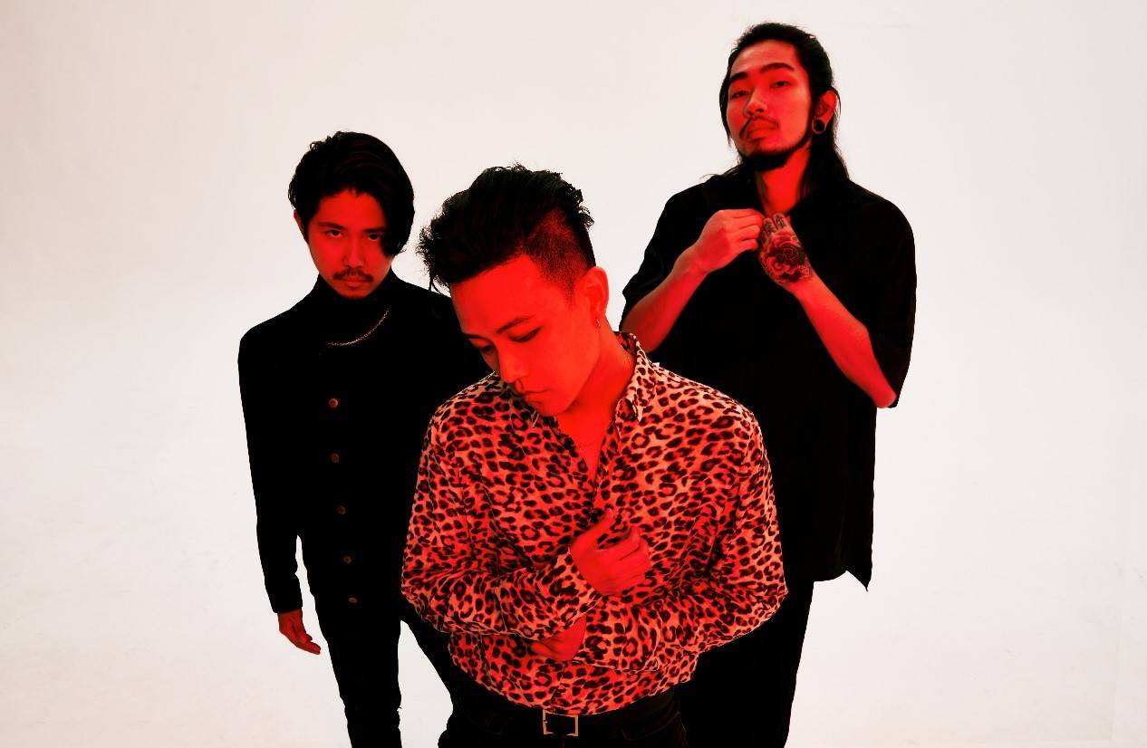 软酸汁签约摩登天空酸性摇滚炸弹在你耳边引爆