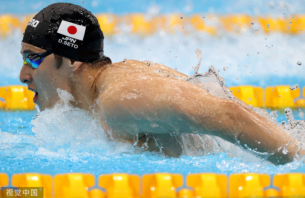 高清图濑户大也无缘400米混决赛水中奋力冲刺