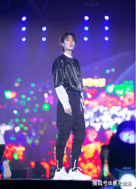 节目组|满屏的吴亦凡累不累？整点自信阳光的，一起看《这就是街舞4》