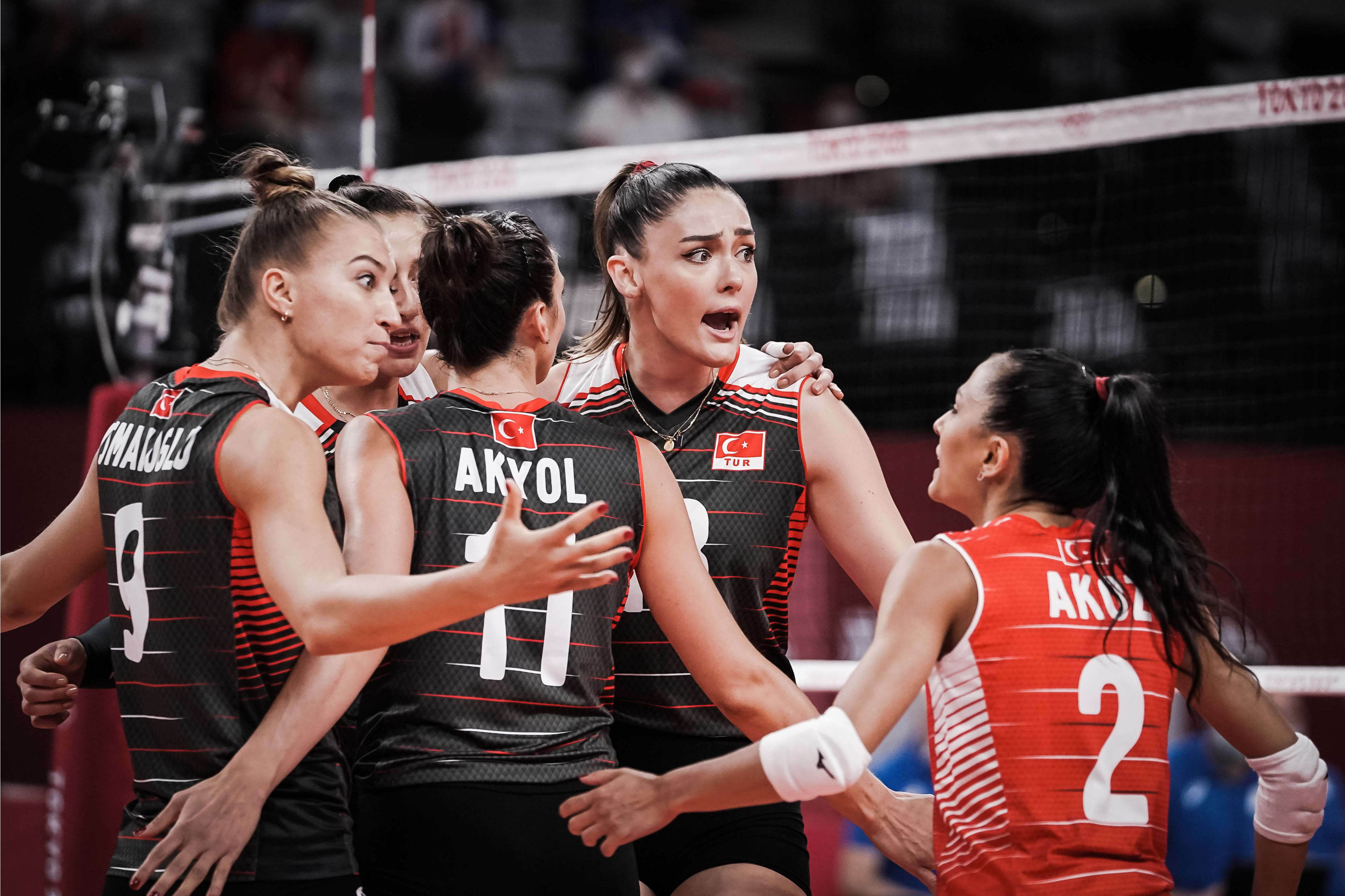 3土耳其女排,比分,25:21,23:25,23:25,25:15,10:15; 五局大战,博兹22