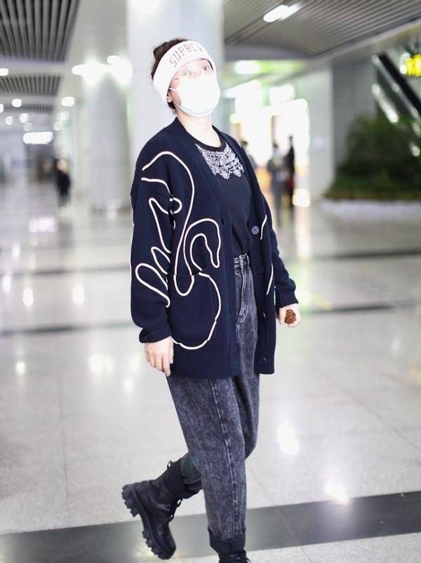 女儿|玲花一家太美满了,虽然穿得朴素却藏不住幸福感,6岁女儿真活泼