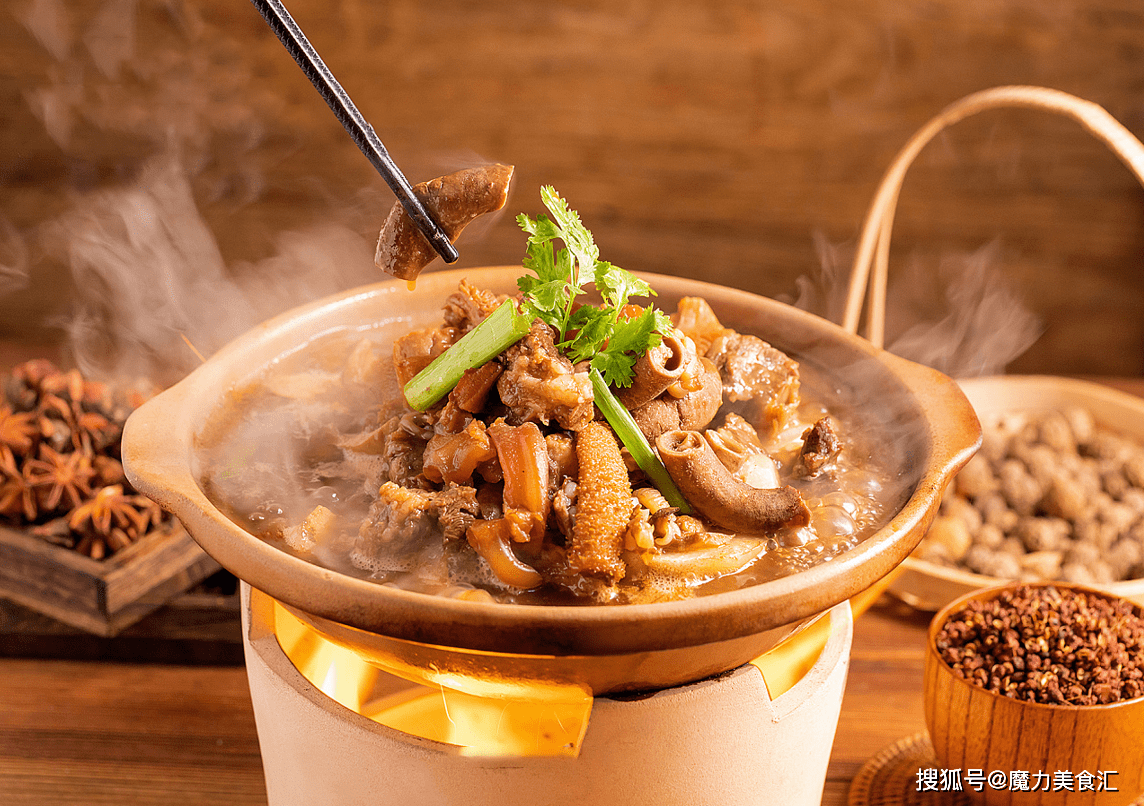 筋牛哥全牛卤味火锅的味道让合伙人找到了儿时的回忆