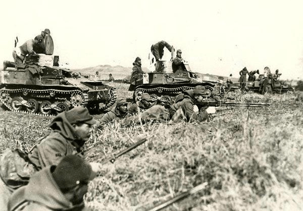 日本二战后gdp进入第二名_二战时期日本国内已空虚,为什么盟军不直接攻入东京,占领日本(3)