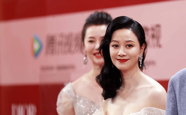 赵丽颖|八卦爆料：霍建华，秦俊杰，倪虹洁，吴倩，杨洋&杨紫，王一博赵丽颖，陈瑶