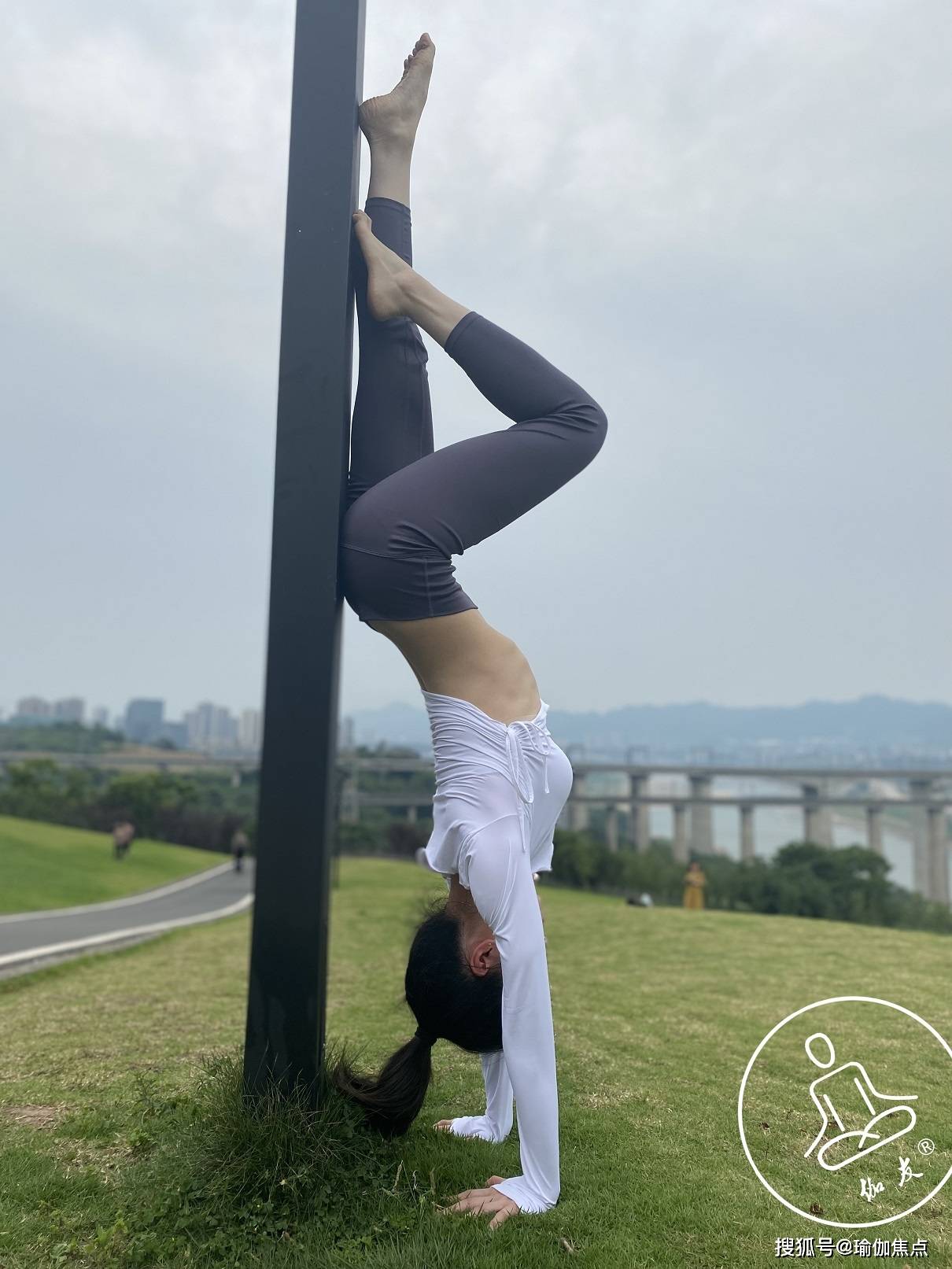 显得|瑜伽的一些普通又突性感的搭配