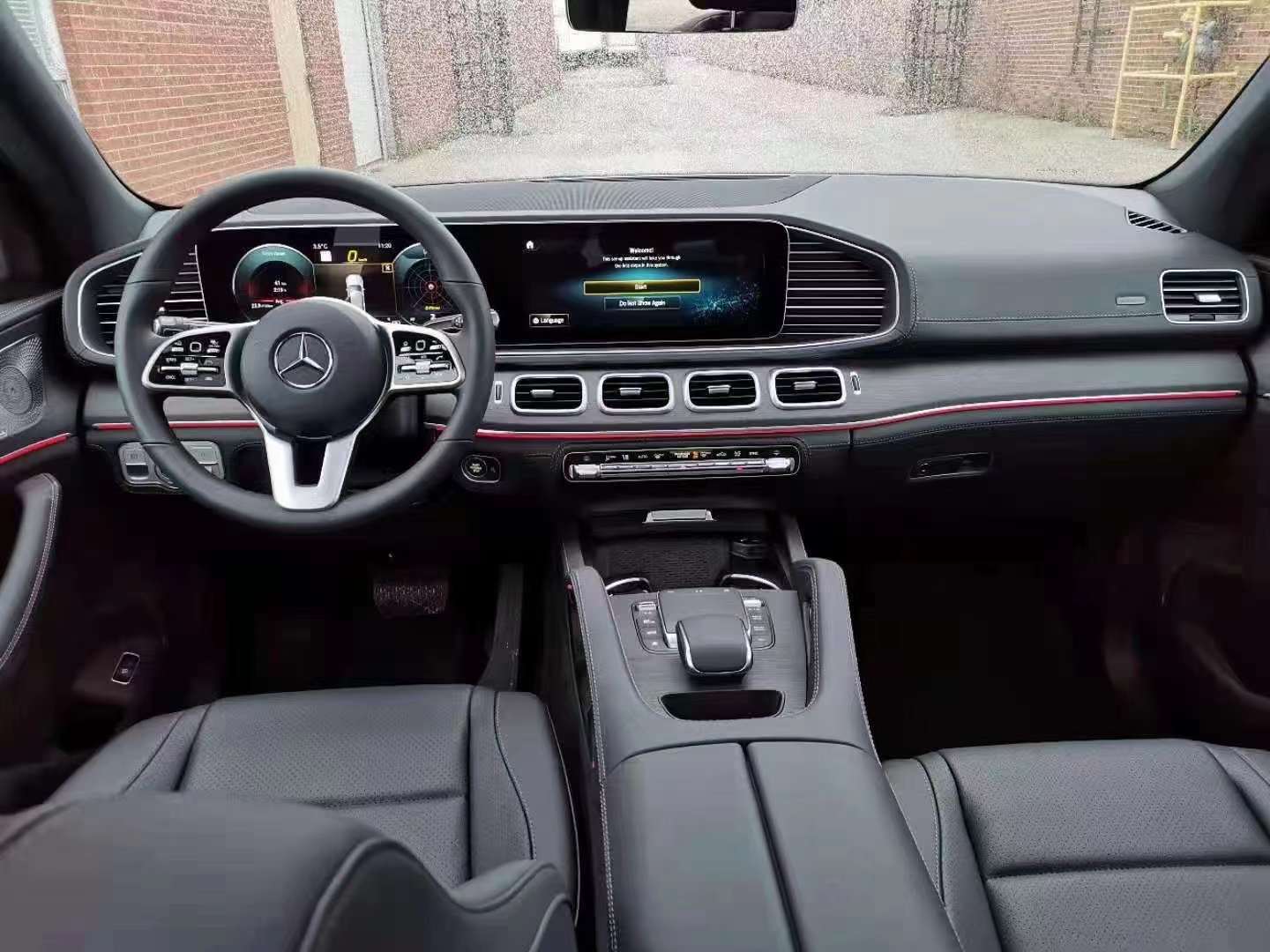 天津港中汇名车 | 实拍21款加版gle350黑色