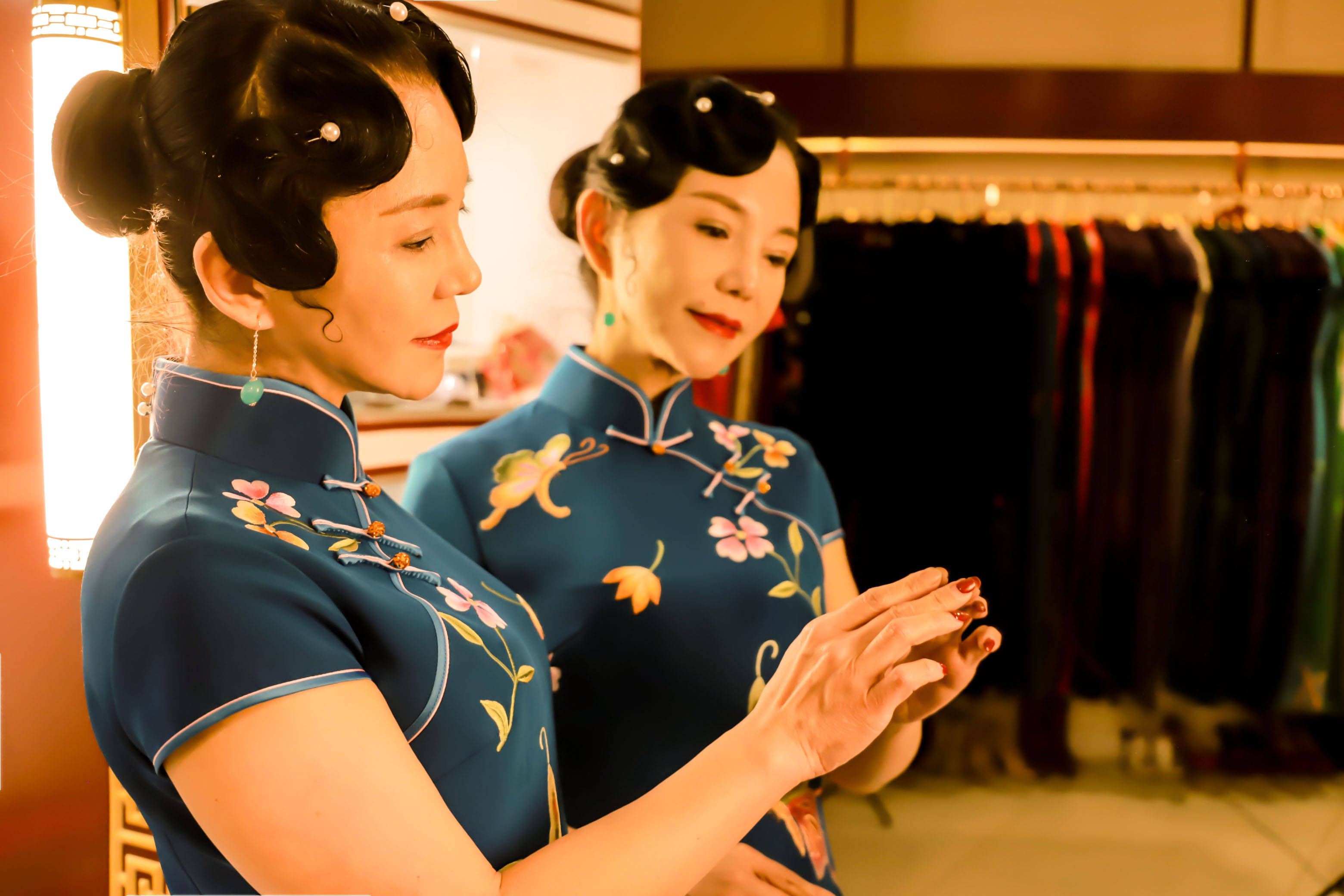 诱惑|金扣子旗袍，让女人变得高雅，让男人变得脱俗；