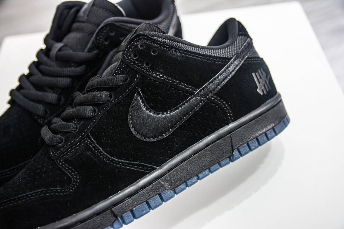 耐克联名undefeatedxnikedunklow黑魂黑武士运动鞋