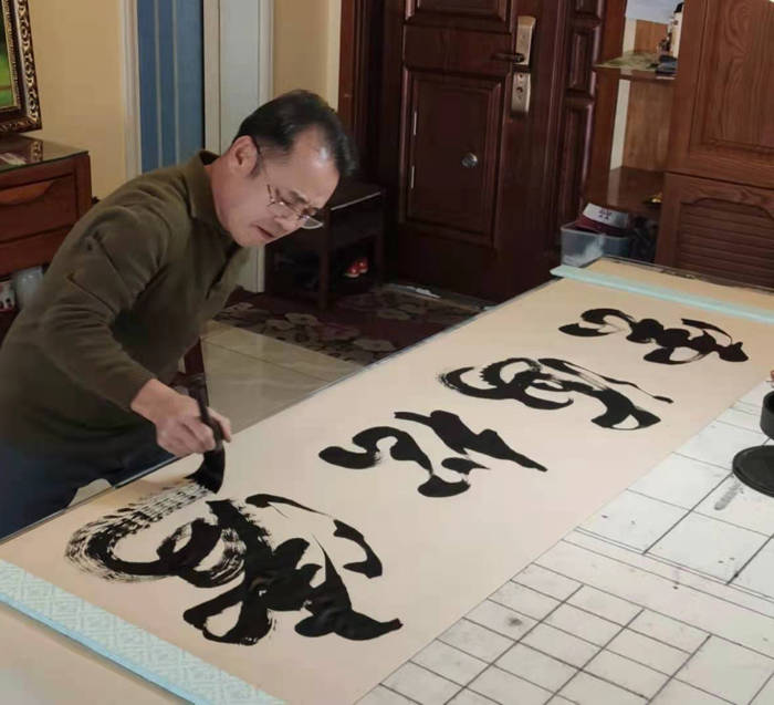 艺术|张金怀国礼书画名家