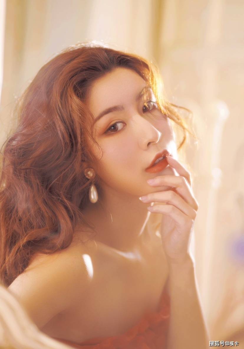 通告|模卡 推荐艺人：KK