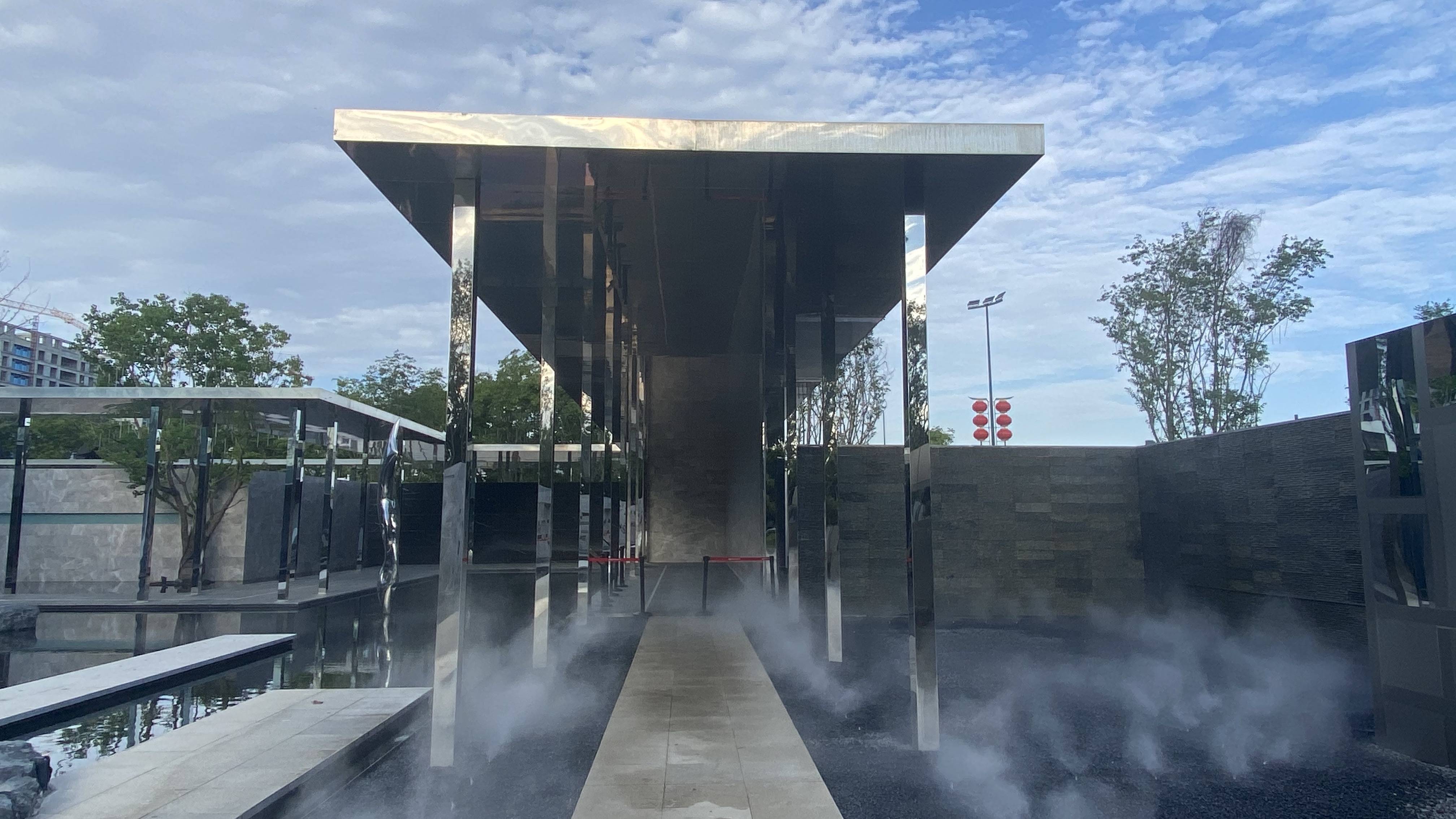 不锈钢金属廊架诠释现代金属美学