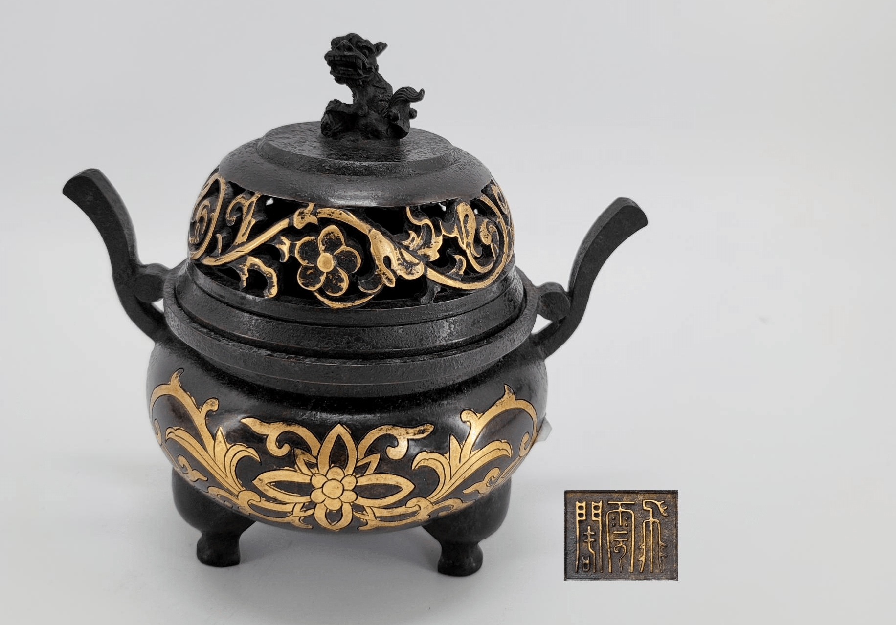 鎏金中国古美術　仏八寶琉金銅香炉「飛雲閣」在銘