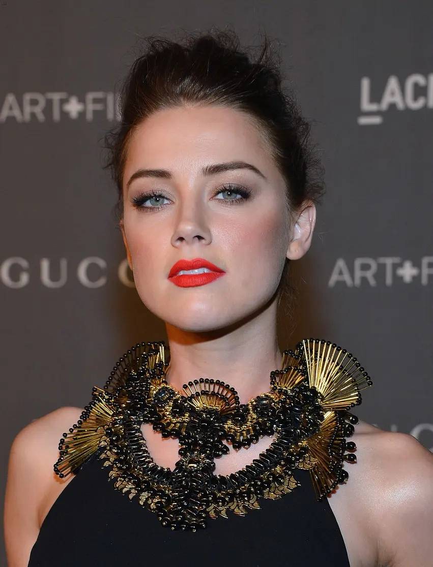 美女图——艾梅柏·希尔德