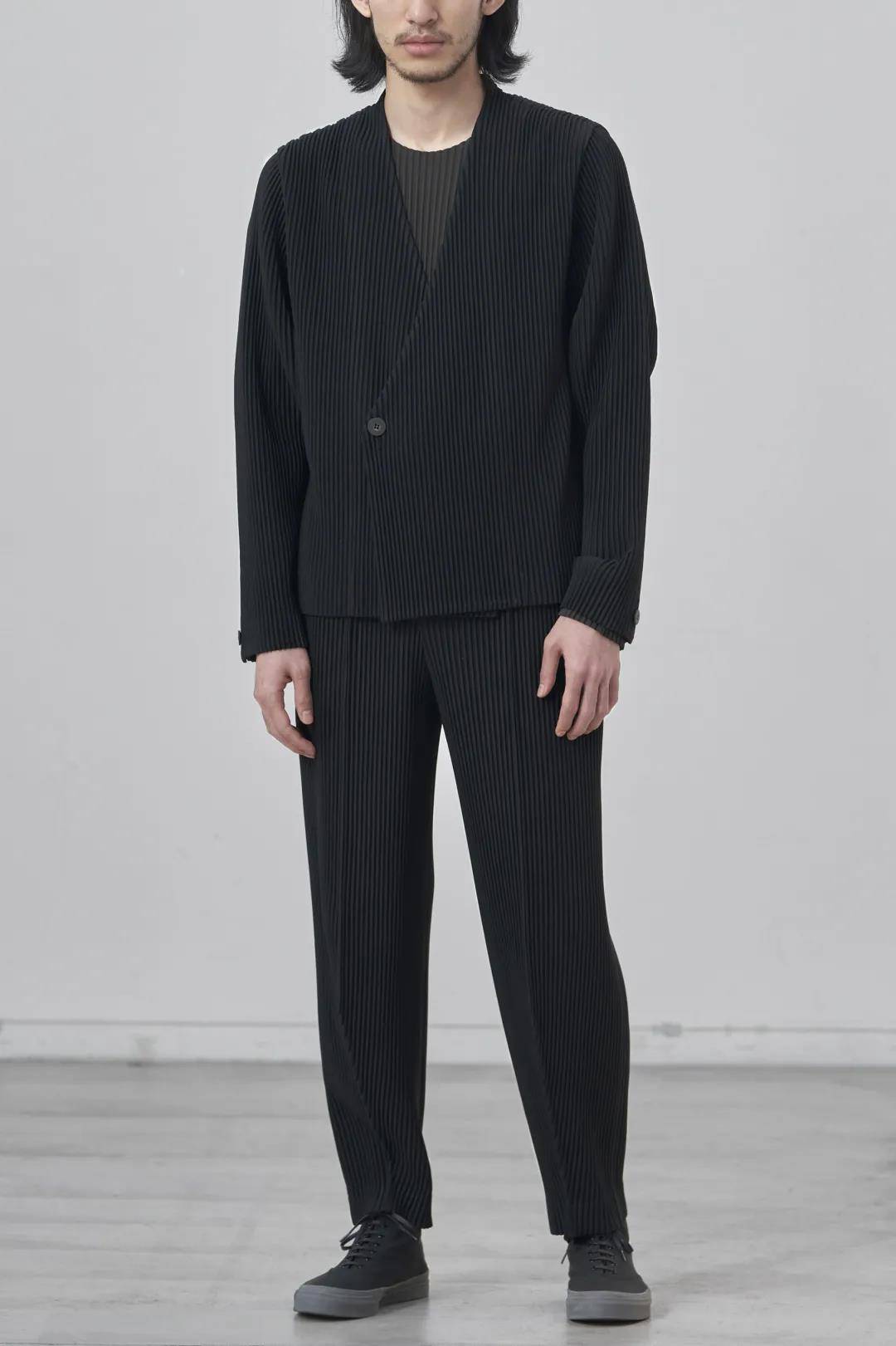 理念|2021/22秋冬男装关键单品：西服 | WGSN Fashion