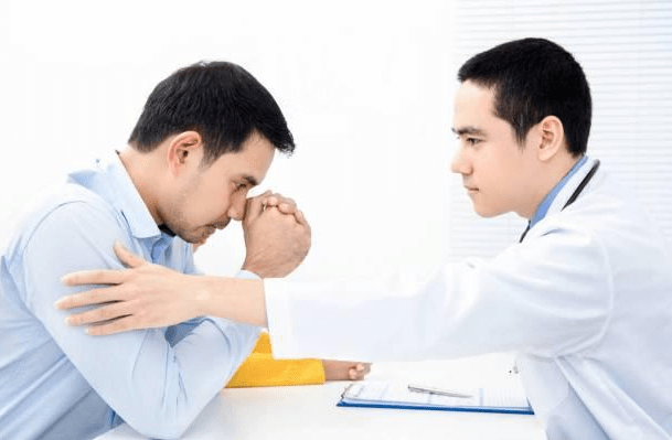 肾脏|糖尿病者：一旦出现4种表现，或许是肾病“找上门”了，别忽视