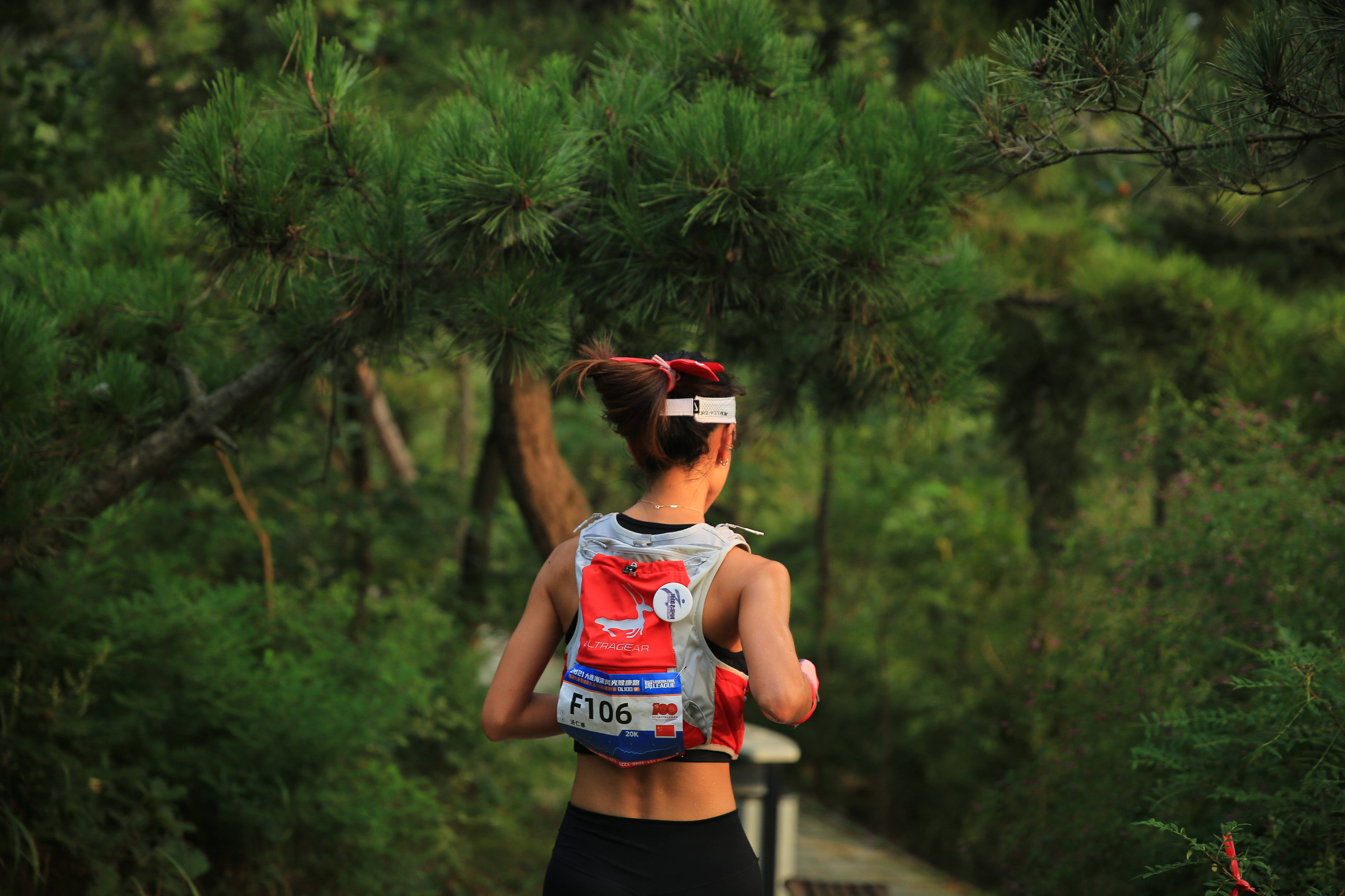 美丽优雅与朝气活力并肩