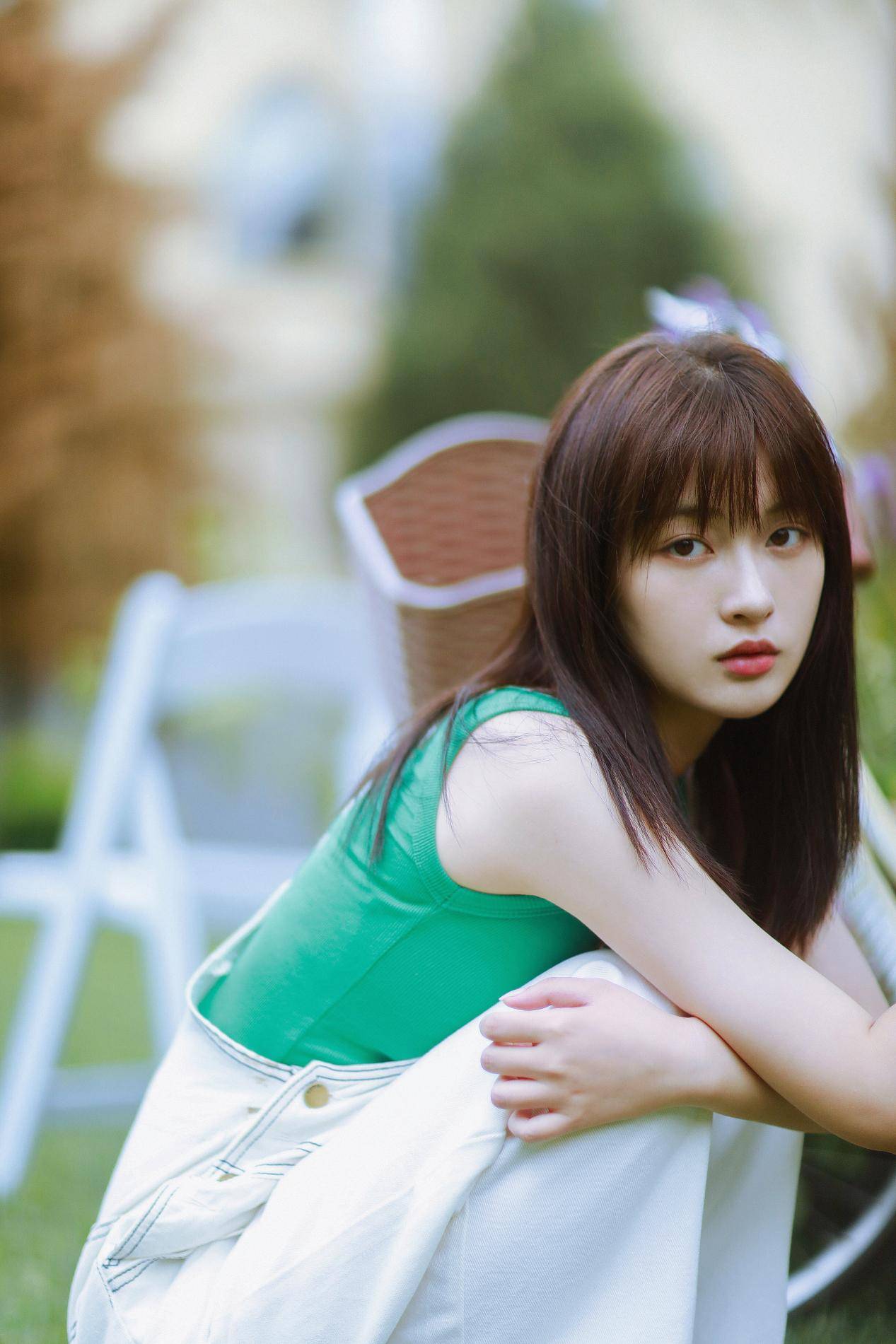 李澳曝最新闲适清新写真 静心对话秋日私语