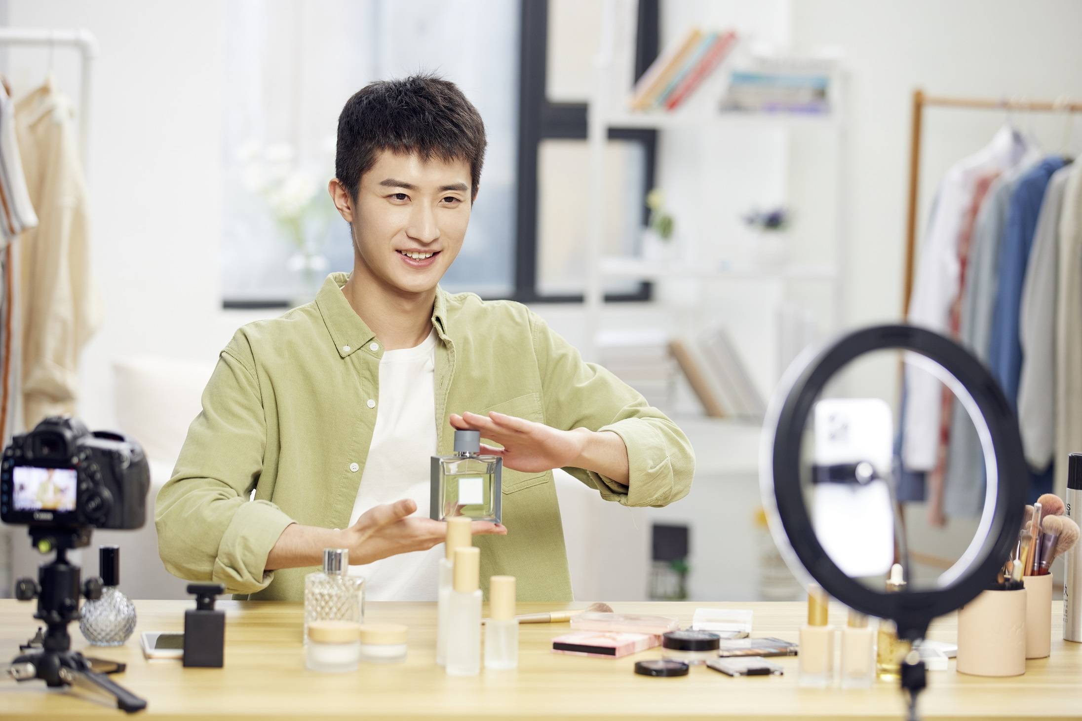 专业的全球直播平台,需要具备哪些条件?_保利威