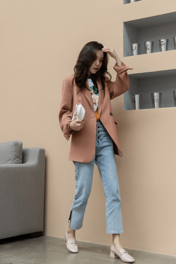 职场|绝绝子！一双气质乐福鞋让职场女孩在人群中脱颖而出