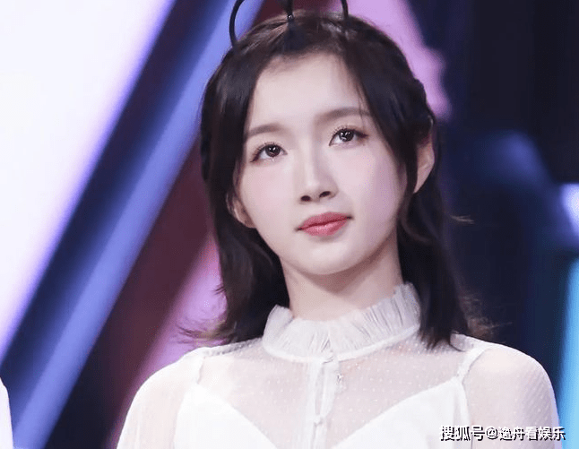 职业|《陪你逐风飞翔》将播，宋祖儿、王安宇CP感十足，上演职业选手