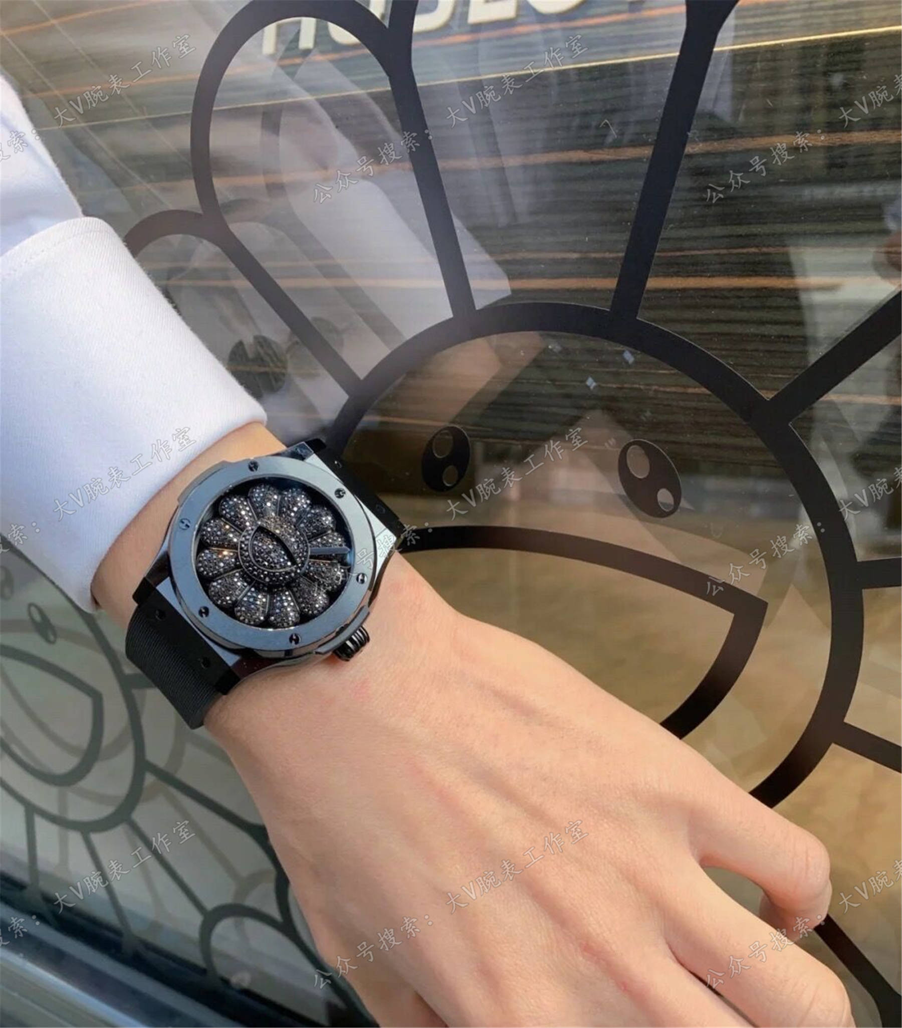 村上隆宇舶太阳花后镶钻满钻可旋转太阳花腕表后镶钻宇舶太阳花