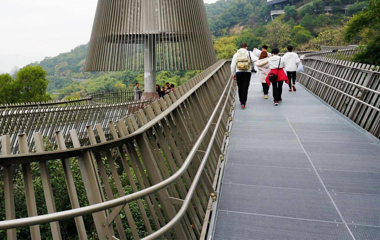 福道安全步道悬空栈道铝格栅登山步道