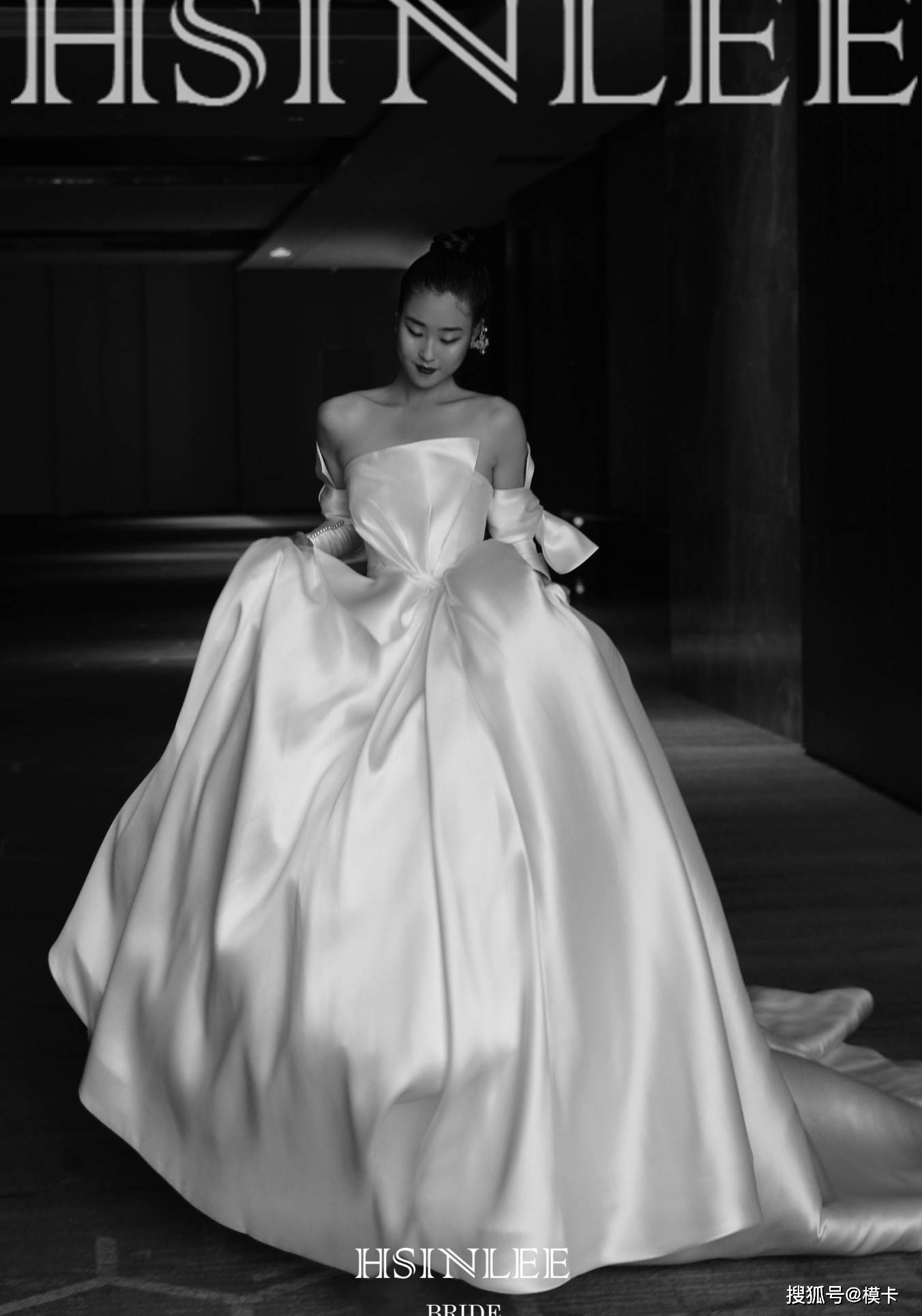 通告 模卡 推荐艺人：鹿柯