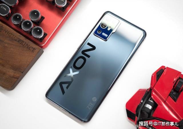 魅族|价格相差一部iPhone13哪款骁龙888手机更值得入手？