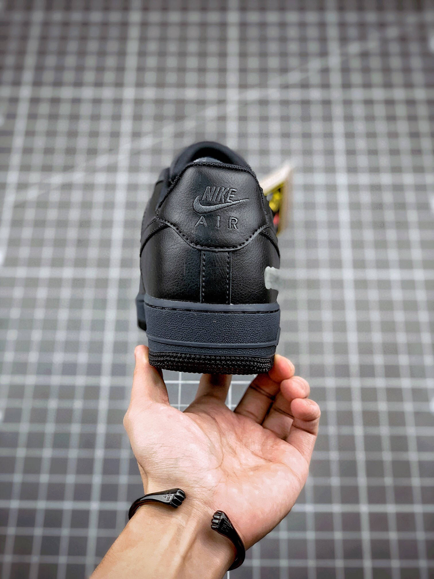 Gore-Tex 耐克空军一号机能 Nike Air Force 1 GORE-TEX 煤黑低帮运动鞋