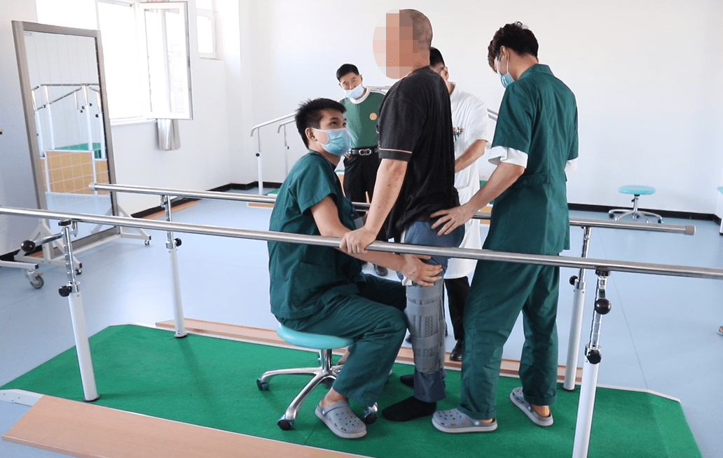 脊髓损伤已有3年,我又重新站了起来,这种感觉很奇妙_神经