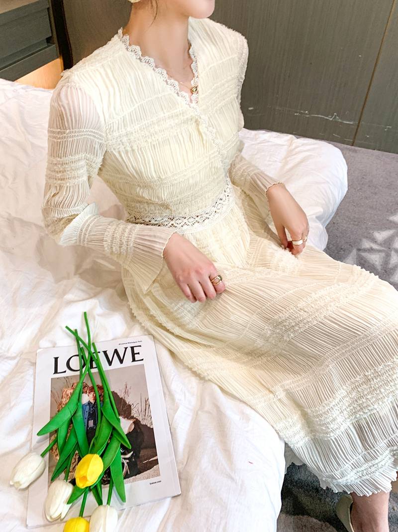 质感 多种穿搭灵感,嫩尼娅 NENIAYA女装绽放女性多重美