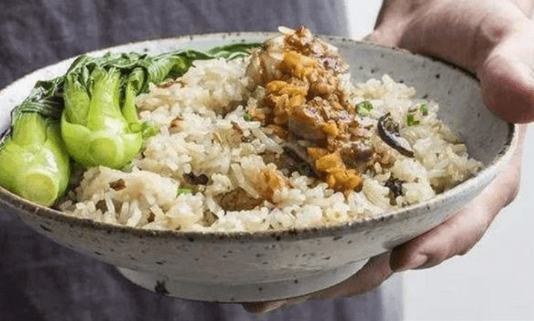 癌变|39岁男教师坚持早睡4年,肝硬化癌变离世,医生:晨起1习惯等于“自残”