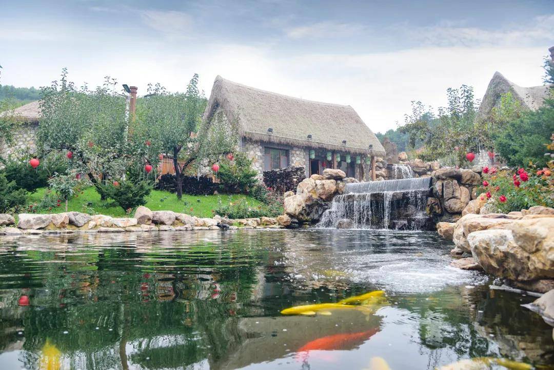 分步实施"原则,并在2019年编制完成了《辽阳孔雀岭小镇总体规划》