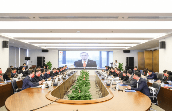 秦创|“2021年中外大学校长论坛”在秦创原集成电路加速器成功举办