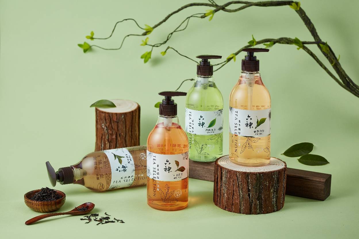 菁萃六神沐浴露：三重菁萃针对性解决肌肤问题