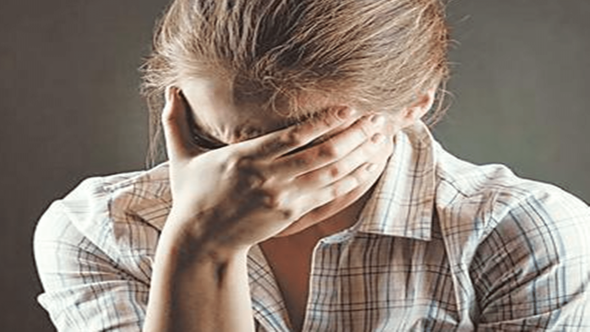 症状|更年期需要补激素吗？我国绝经女性超2.3亿，平稳度过绝经期