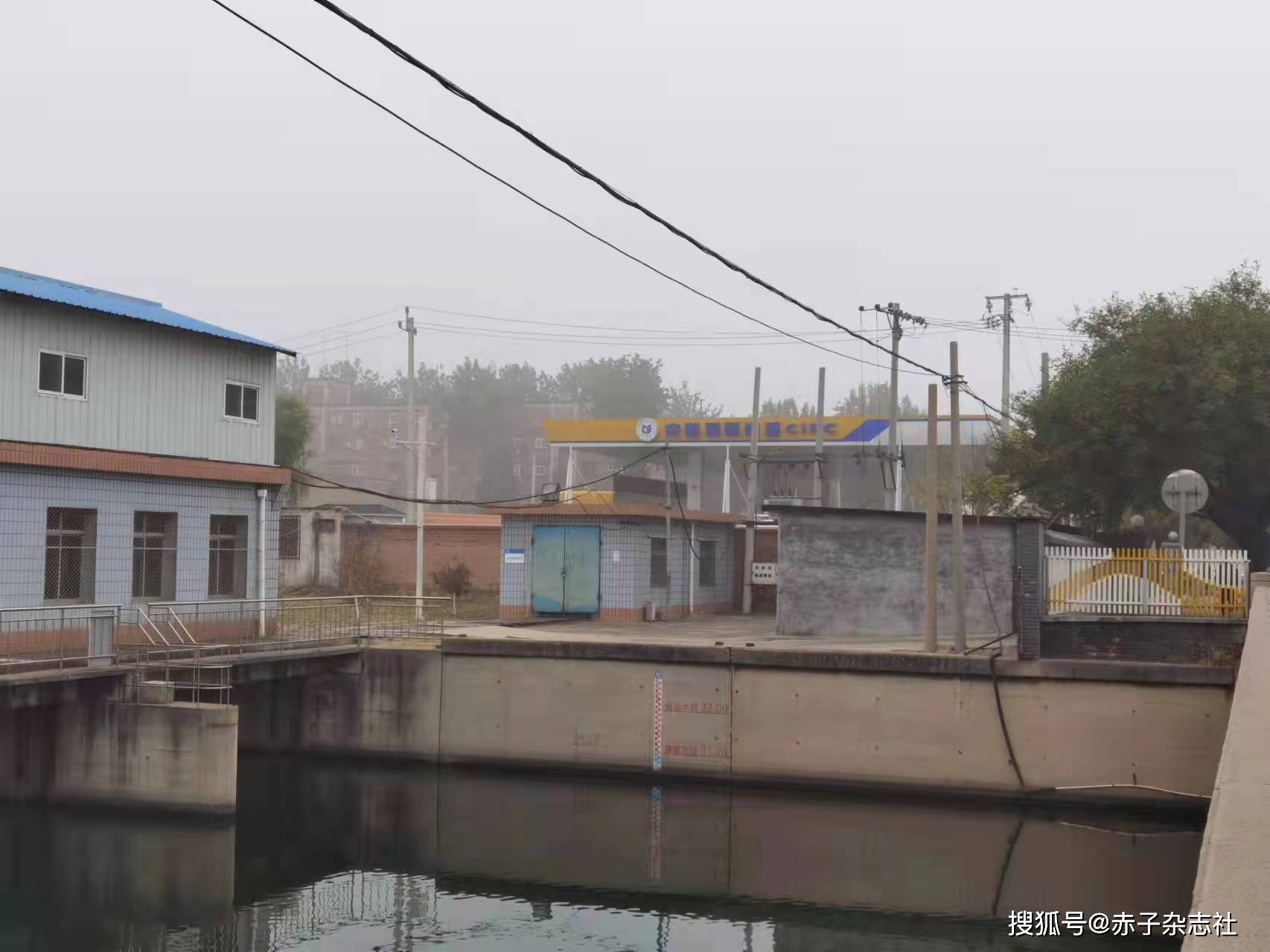 中國國際能源北京高碑店高橋加油站:明知拆遷仍大肆辦卡充錢