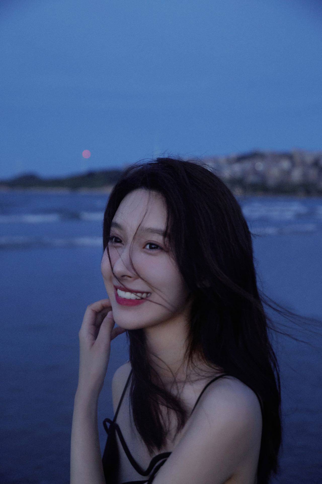 王子璇双剧定档连播 98年小花霸屏上演"古今穿越"