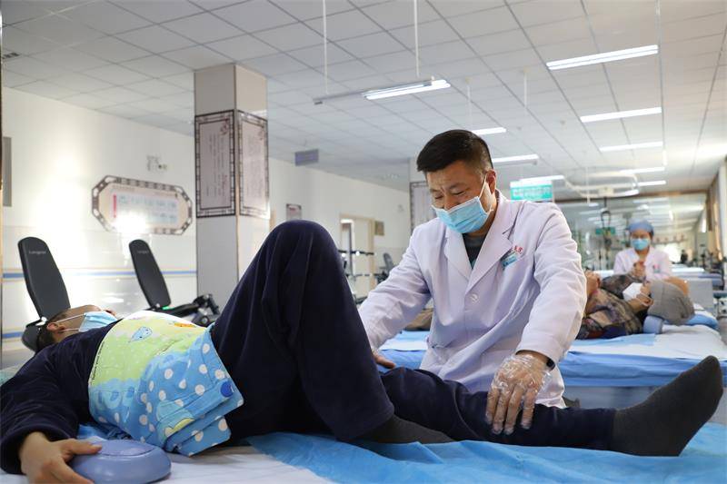 强院|同心县中医医院：实施“人才强院”战略，吹响重点专科建设号角