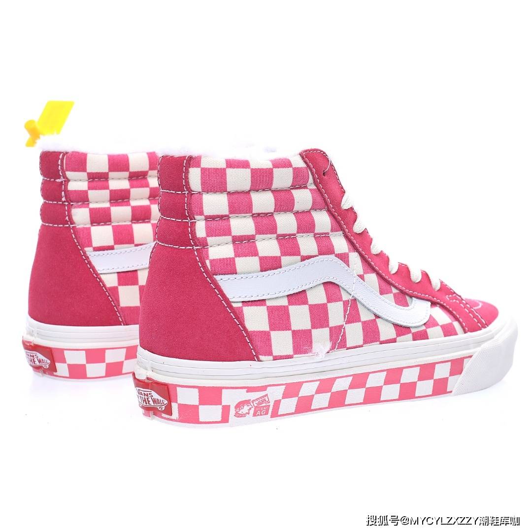 棋盘范斯Vans Vault OG SK8-Hi LX 高帮板鞋加绒麂皮淡粉红白棋盘底 VN0A38GF2U9