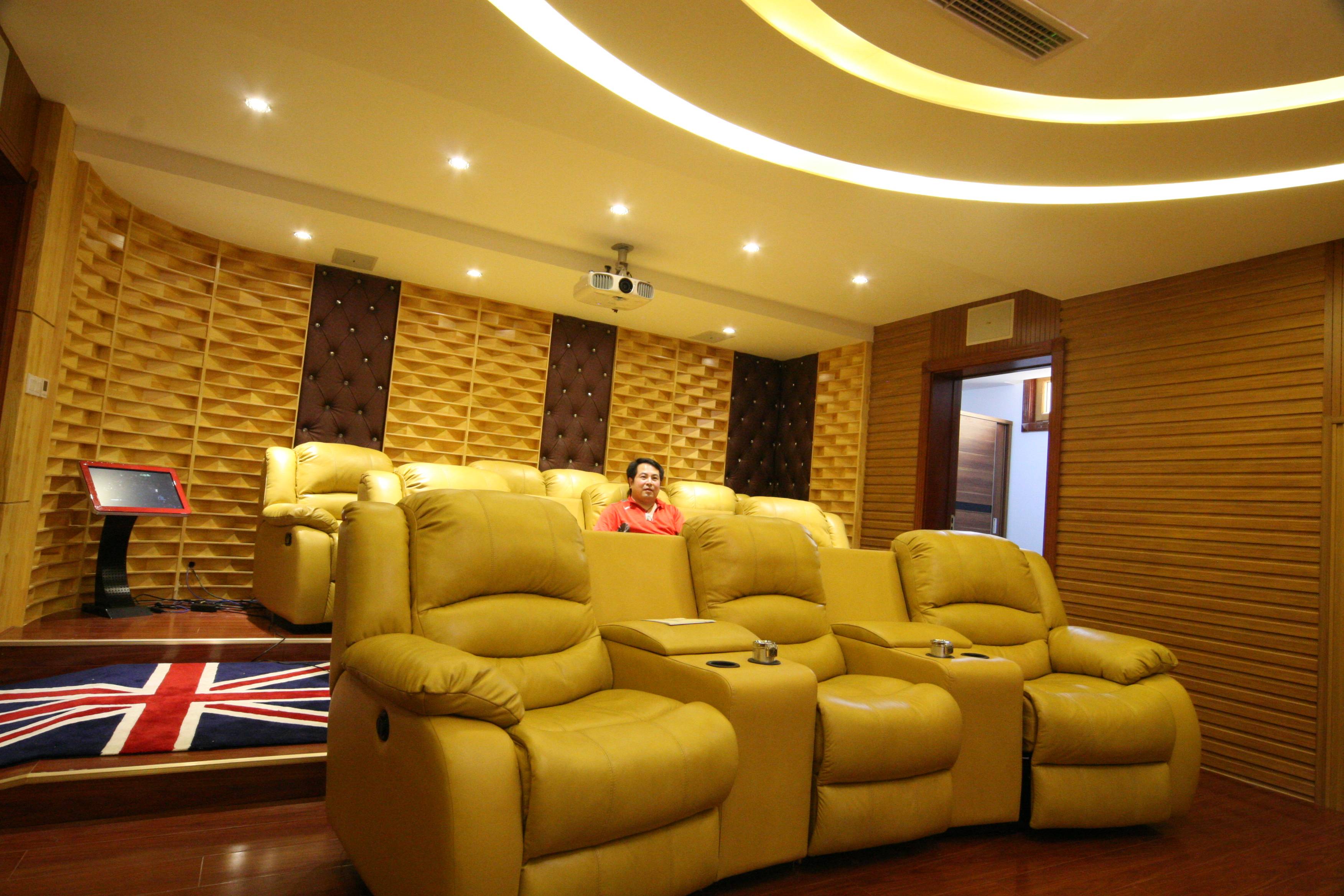 在hi-fi的基础上做影院,主要的是低频的动态,日系合并机的电流较低