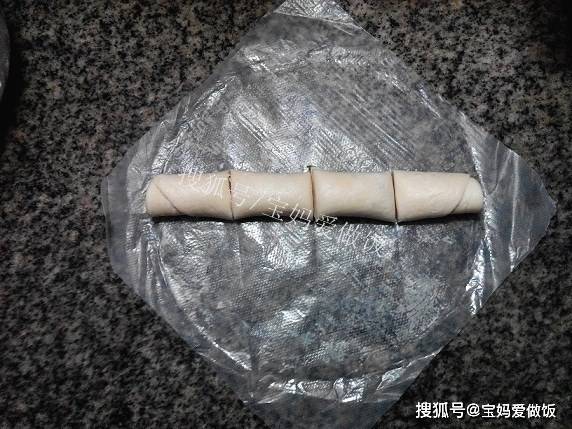 做法|红薯还可以这么吃：做成奶香红薯酥，外酥里糯做法特简单