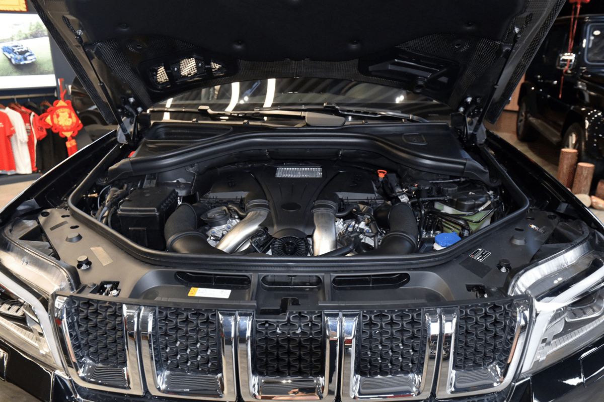 配备30t发动机搭载分时四驱对越野爱好者来说bj80其实并不差