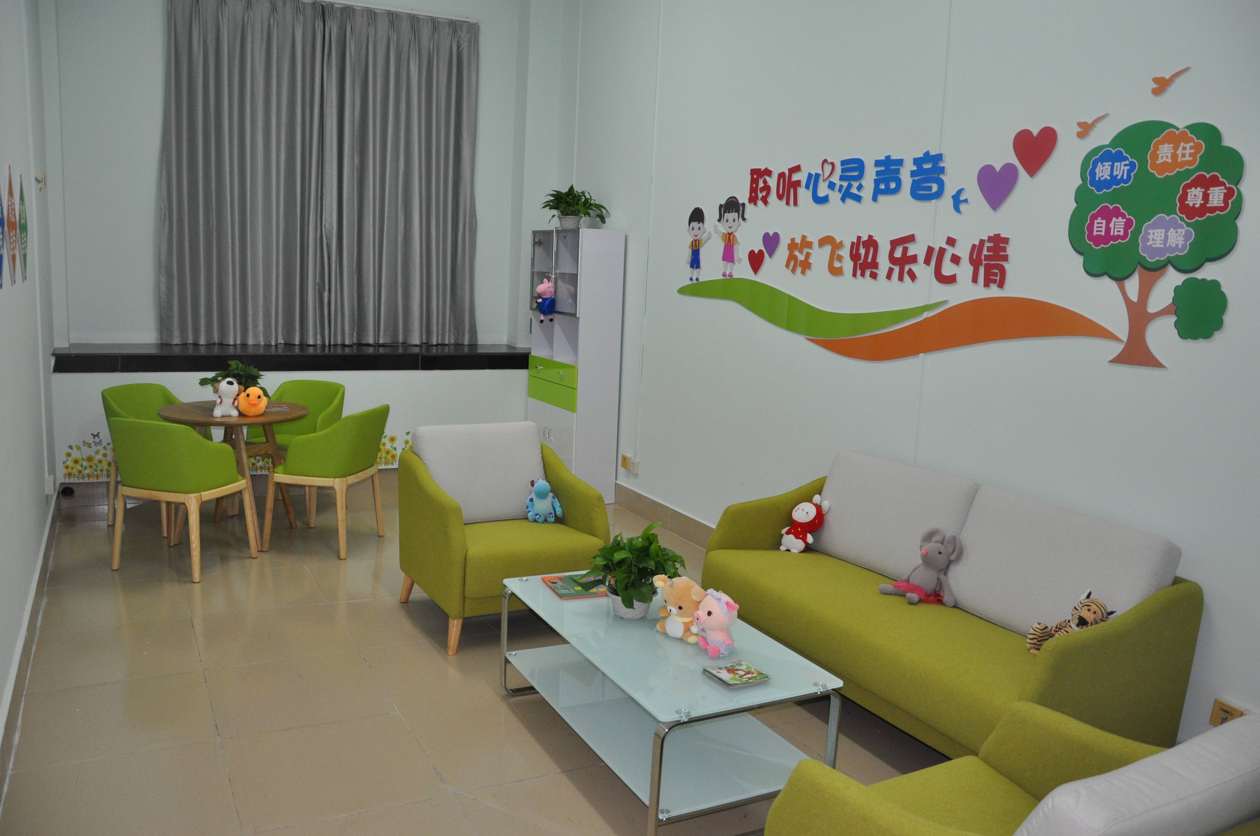 浈江区未成年人一站式取证办案中心正式揭牌启用