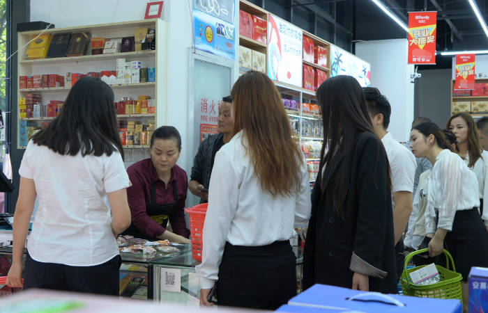 进行|零食店在后疫情时期该如何规范自己？